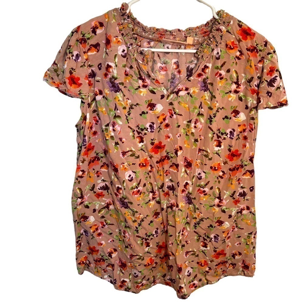 Evri Women's Plus Size 0X Split Neck Blouse Beige Floral Flutter Sleeve Smocked